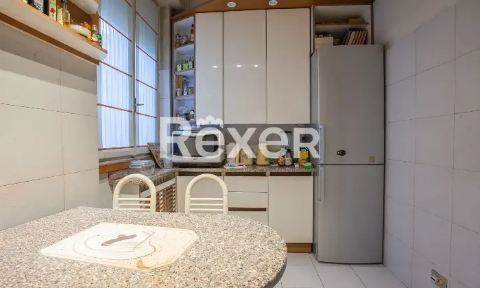 Rexer-Milano-Elegante-quadrilocale-con-quadrupla-esposizione-e-ampi-balconi-mq-Altro