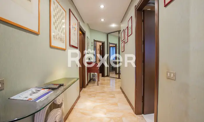 Rexer-Milano-Elegante-quadrilocale-con-quadrupla-esposizione-e-ampi-balconi-Altro