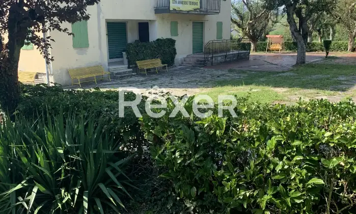Rexer-Pugnago-Teratetto-residenziale-Locale-commerciale-in-vendita-in-via-Monchio-a-Prignano-sulla-Secchia-Altro