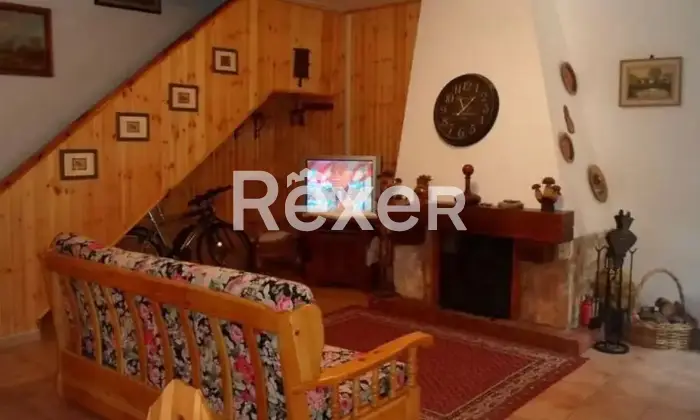 Rexer-Tagliacozzo-Appartamento-su-due-piani-in-vendita-in-Via-Berna-a-Tagliacozzo-Altro