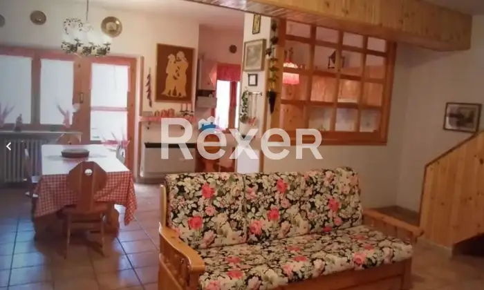 Rexer-Tagliacozzo-Appartamento-su-due-piani-in-vendita-in-Via-Berna-a-Tagliacozzo-Altro