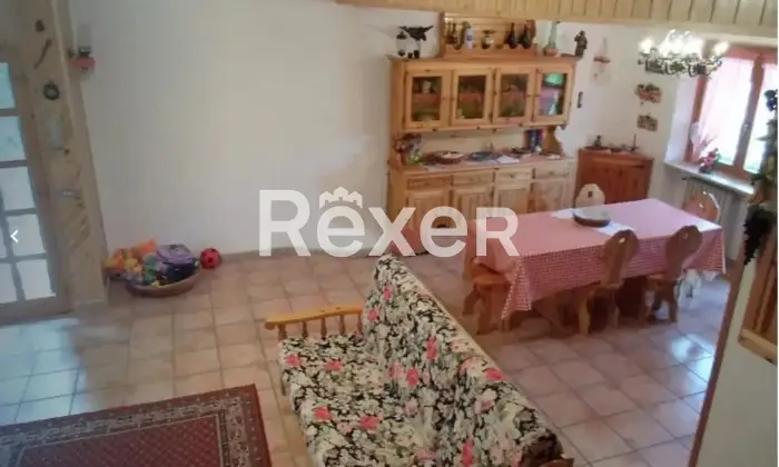 Rexer-Tagliacozzo-Appartamento-su-due-piani-in-vendita-in-Via-Berna-a-Tagliacozzo-Altro