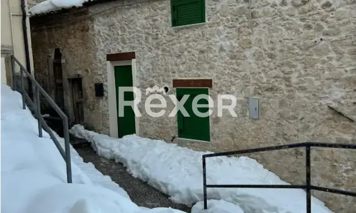 Rexer-Villalago-Casa-indipendente-in-vendita-in-Piazza-Celestino-Lupi-a-Villalago-Altro