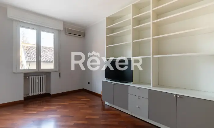 Rexer-Ferrara-Appartamento-in-centro-a-Ferrara-Altro