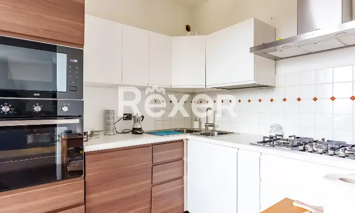 Rexer-Gardone-Riviera-Villetta-di-testa-con-portico-e-giardino-Altro