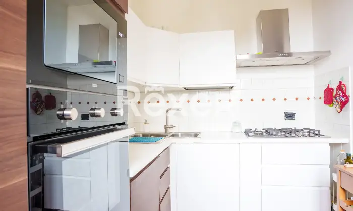 Rexer-Gardone-Riviera-Villetta-di-testa-con-portico-e-giardino-Altro