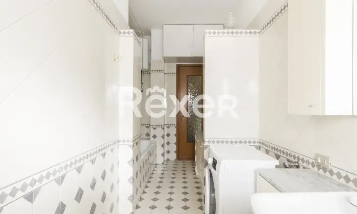 Rexer-Torino-Ampio-luminoso-e-panoramico-appartamento-Altro