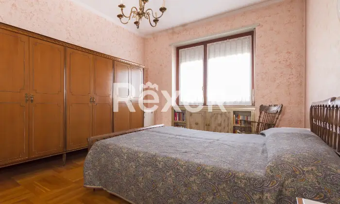 Rexer-Torino-Ampio-luminoso-e-panoramico-appartamento-Altro