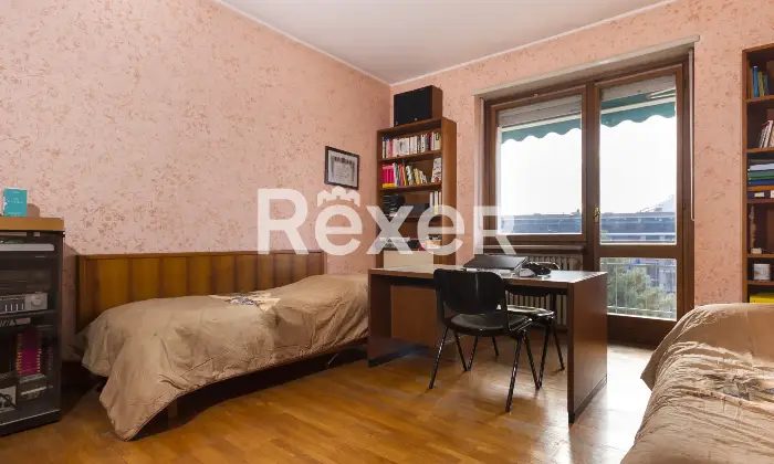 Rexer-Torino-Ampio-luminoso-e-panoramico-appartamento-Altro