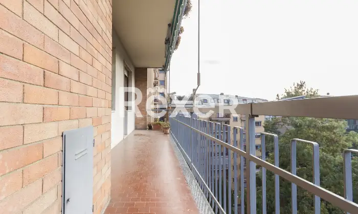 Rexer-Torino-Ampio-luminoso-e-panoramico-appartamento-Altro