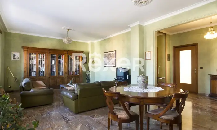 Rexer-Torino-Ampio-luminoso-e-panoramico-appartamento-Altro