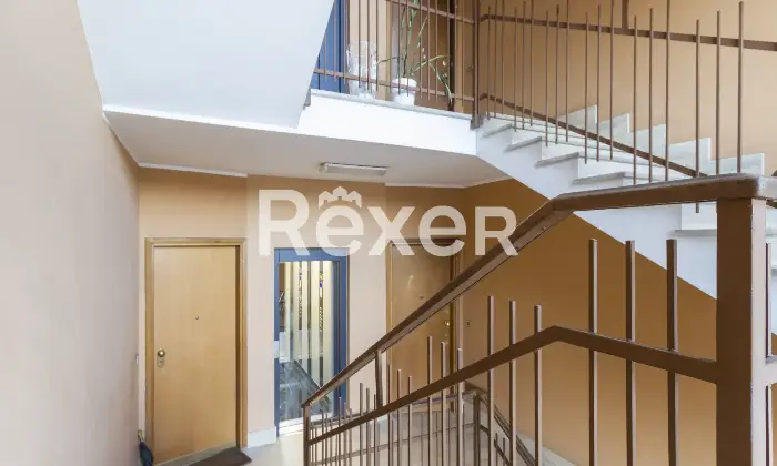 Rexer-Torino-Ampio-luminoso-e-panoramico-appartamento-Altro