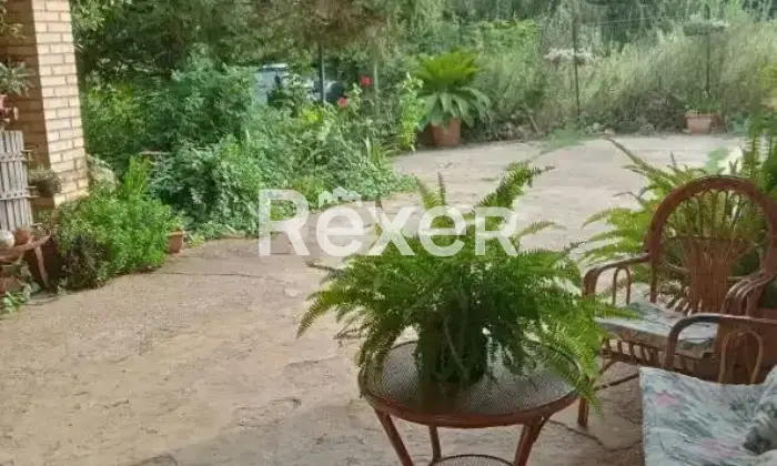 Rexer-Pizzo-Casa-indipendente-di-mq-con-ampi-spazi-terrazzi-garage-e-terreno-Altro