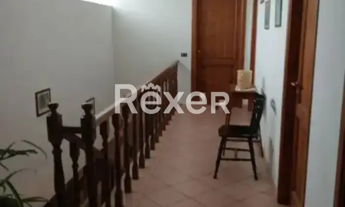 Rexer-Pizzo-Casa-indipendente-di-mq-con-ampi-spazi-terrazzi-garage-e-terreno-Altro