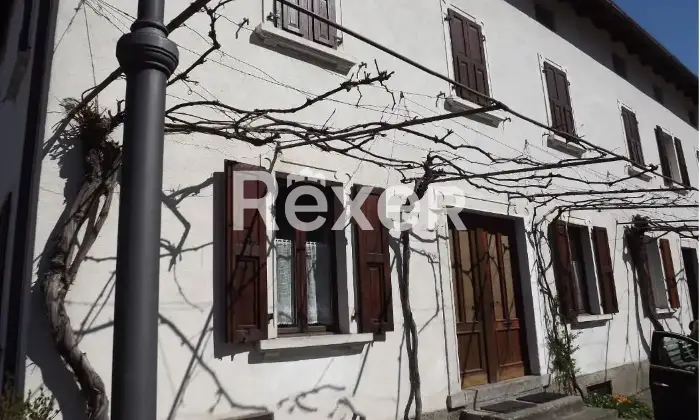 Rexer-Saone-Saone-di-Tione-Porzione-di-casa-con-giardino-e-pertinenze-Altro