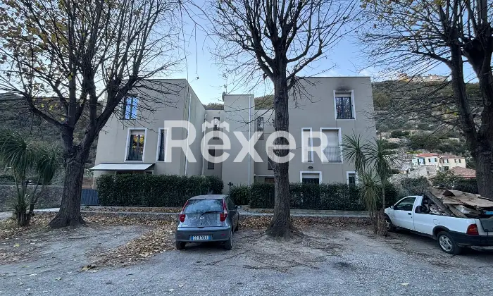 Rexer-finale-ligure-Recente-costruzione-bilocale-con-posto-auto-privato-Altro