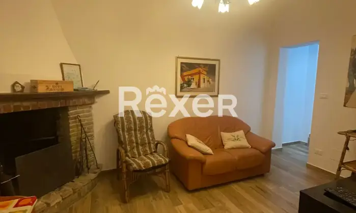 Rexer-Salle-Casa-indipendente-in-vendita-in-via-Napoli-a-Salle-Altro