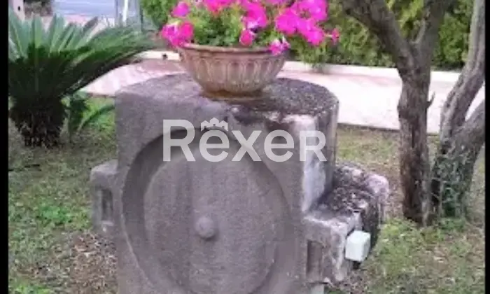 Rexer-Isola-di-Capo-Rizzuto-Vendesi-villa-immersa-nel-verde-a-pochi-passi-dal-mare-ad-Isola-di-Capo-Rizzuto-Altro