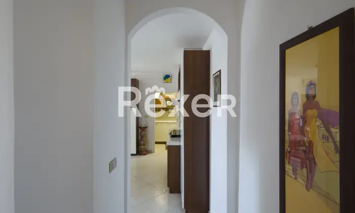 Rexer-Villagrande-Trilocale-con-box-auto-in-edificio-storico-ristrutturato-Corridoio