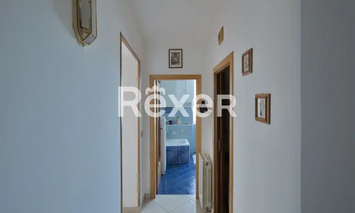 Rexer-Villagrande-Trilocale-con-box-auto-in-edificio-storico-ristrutturato-Altro