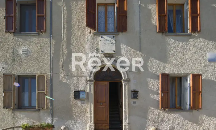 Rexer-Villagrande-Trilocale-con-box-auto-in-edificio-storico-ristrutturato-Facciata