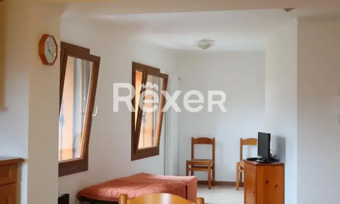 Rexer-Tonezza-del-Cimone-Appartamento-in-vendita-in-Contr-Via-a-Tonezza-del-Cimone-Altro