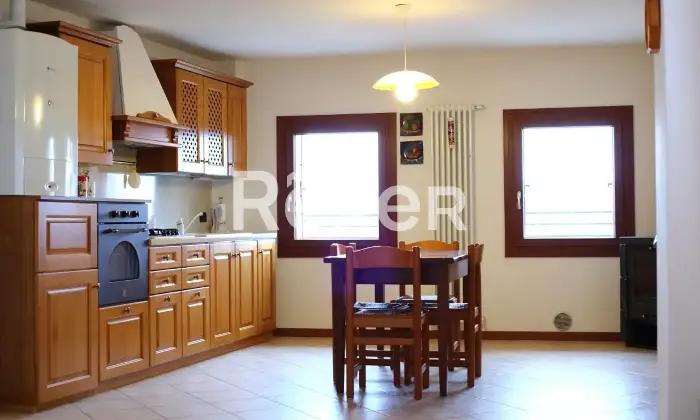 Rexer-Tonezza-del-Cimone-Appartamento-in-vendita-in-Contr-Via-a-Tonezza-del-Cimone-Altro