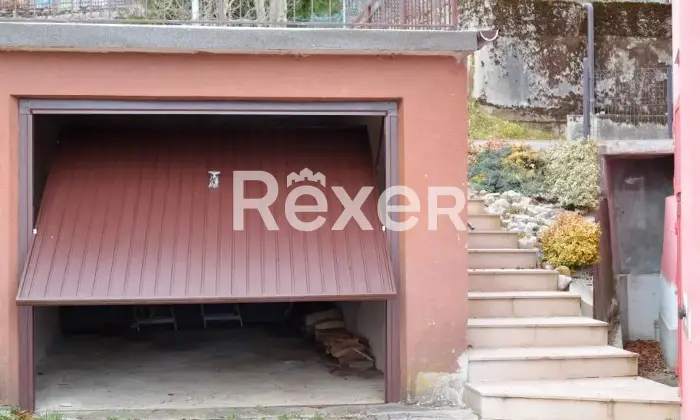 Rexer-Tonezza-del-Cimone-Appartamento-in-vendita-in-Contr-Via-a-Tonezza-del-Cimone-Altro