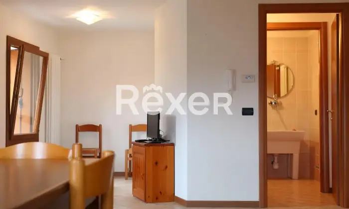 Rexer-Tonezza-del-Cimone-Appartamento-in-vendita-in-Contr-Via-a-Tonezza-del-Cimone-Altro