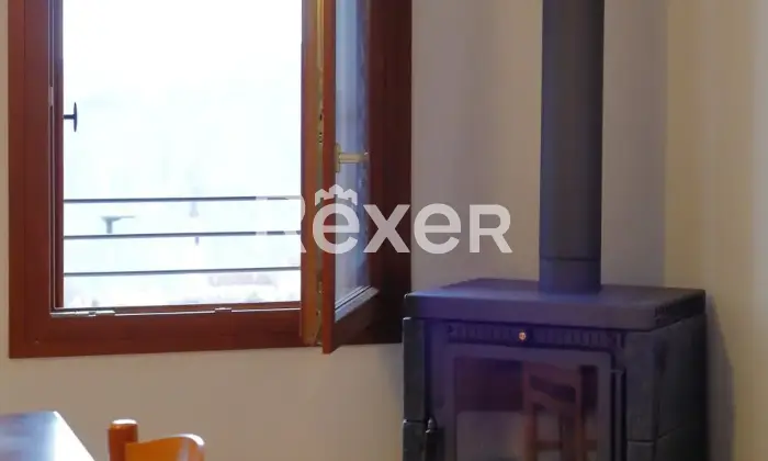 Rexer-Tonezza-del-Cimone-Appartamento-in-vendita-in-Contr-Via-a-Tonezza-del-Cimone-Altro