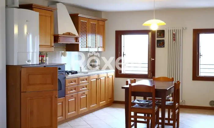 Rexer-Tonezza-del-Cimone-Appartamento-in-vendita-in-Contr-Via-a-Tonezza-del-Cimone-Altro