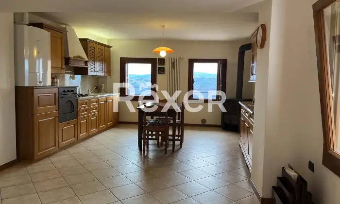 Rexer-Tonezza-del-Cimone-Appartamento-in-vendita-in-Contr-Via-a-Tonezza-del-Cimone-Altro