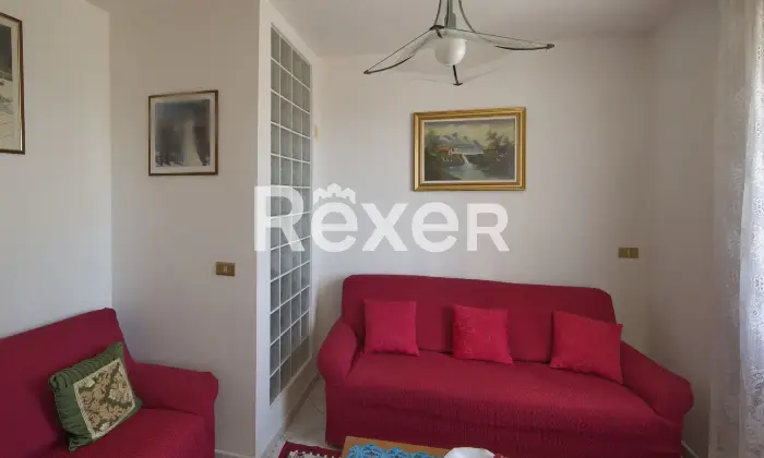 Rexer-Villagrande-Trilocale-con-mansarda-in-edificio-storico-ristrutturato-Altro