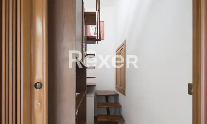 Rexer-Villagrande-Trilocale-con-mansarda-in-edificio-storico-ristrutturato-Altro