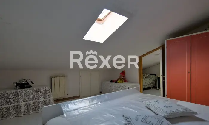 Rexer-Villagrande-Trilocale-con-mansarda-in-edificio-storico-ristrutturato-Altro