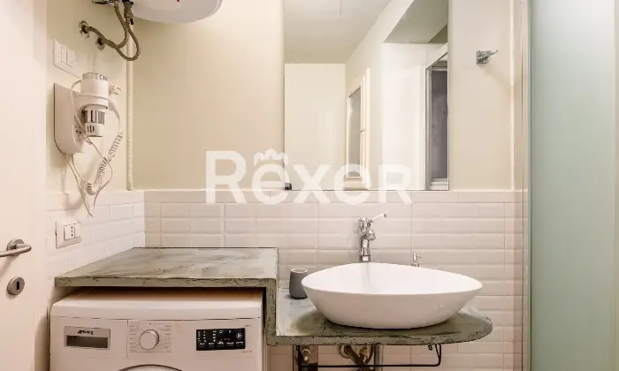 Rexer-Firenze-Signoria-pressi-I-piano-bilocale-arredato-Altro