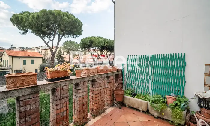 Rexer-Firenze-Firenzezona-Cure-vani-oltre-terrazza-no-condomino-Altro