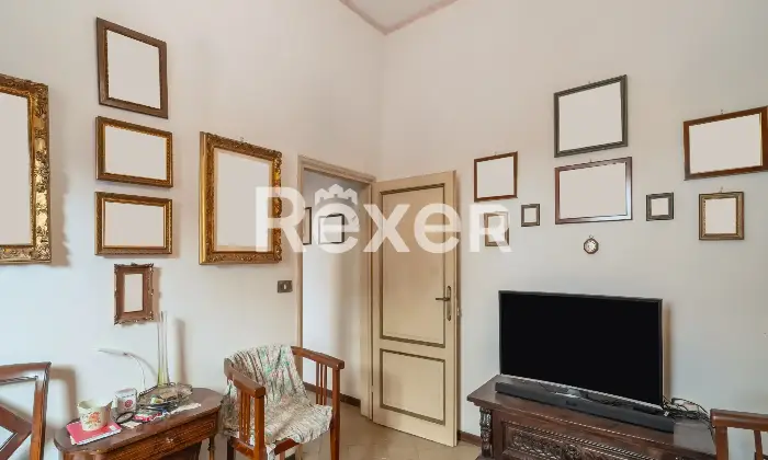 Rexer-Firenze-Firenzezona-Cure-vani-oltre-terrazza-no-condomino-Altro