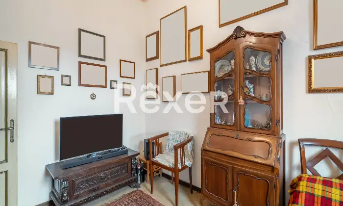 Rexer-Firenze-Firenzezona-Cure-vani-oltre-terrazza-no-condomino-Altro