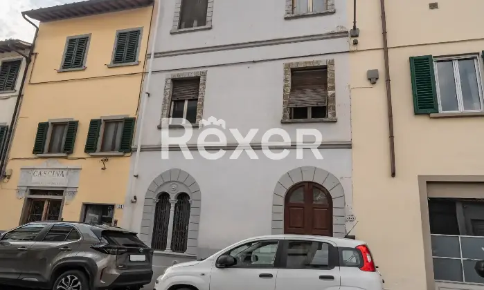 Rexer-Firenze-Firenzezona-Cure-vani-oltre-terrazza-no-condomino-Altro