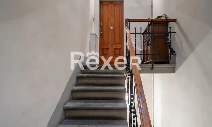 Rexer-Firenze-Firenzezona-Cure-vani-oltre-terrazza-no-condomino-Altro