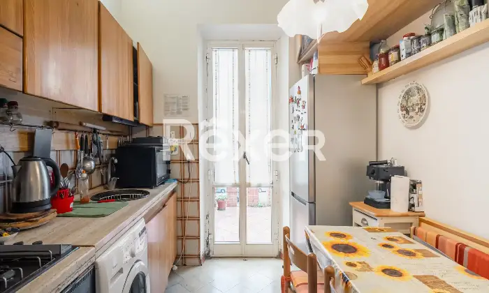 Rexer-Firenze-Firenzezona-Cure-vani-oltre-terrazza-no-condomino-Altro