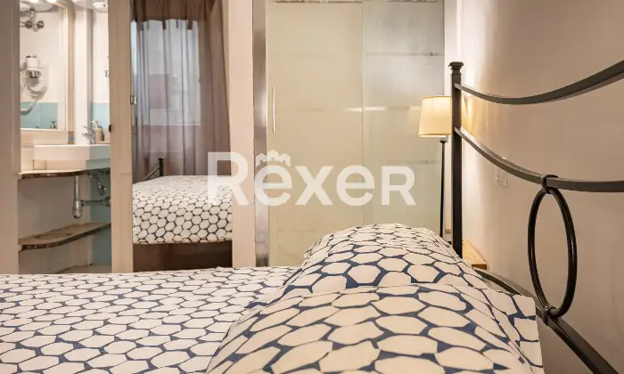 Rexer-Firenze-Signoria-pressi-I-piano-in-piccola-palazzina-depoca-Altro