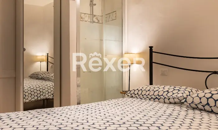 Rexer-Firenze-Signoria-pressi-I-piano-in-piccola-palazzina-depoca-Altro