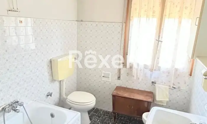 Rexer-Susegana-Bifamiliare-con-grande-giardino-e-fabbricato-indipendente-valorizzabile-Altro