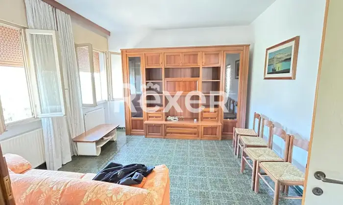 Rexer-Susegana-Bifamiliare-con-grande-giardino-e-fabbricato-indipendente-valorizzabile-Altro