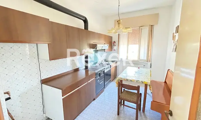 Rexer-Susegana-Bifamiliare-con-grande-giardino-e-fabbricato-indipendente-valorizzabile-Altro