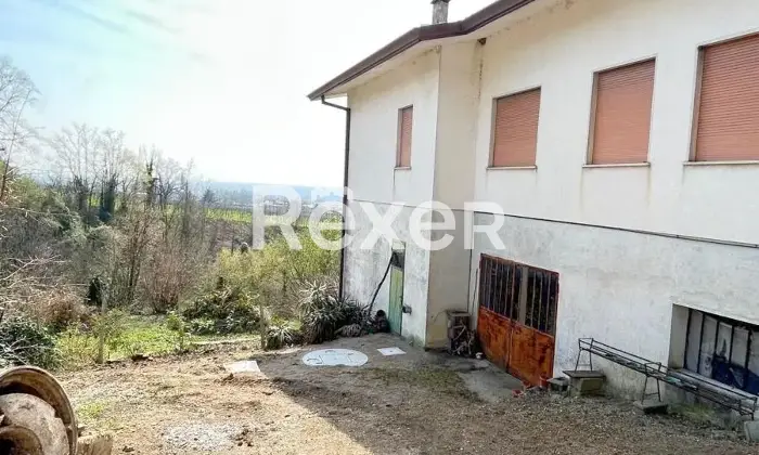 Rexer-Susegana-Bifamiliare-con-grande-giardino-e-fabbricato-indipendente-valorizzabile-Altro