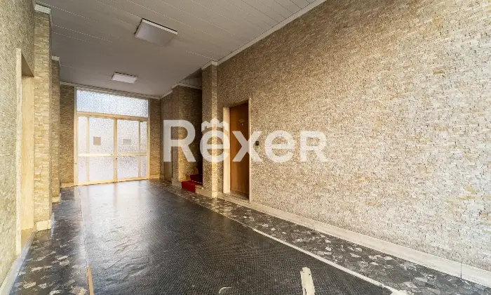 Rexer-Milano-QUADRILOCALE-PIANO-ALTO-CON-BALCONE-Altro