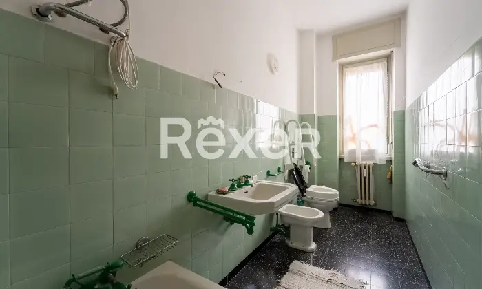 Rexer-Milano-QUADRILOCALE-PIANO-ALTO-CON-BALCONE-Altro